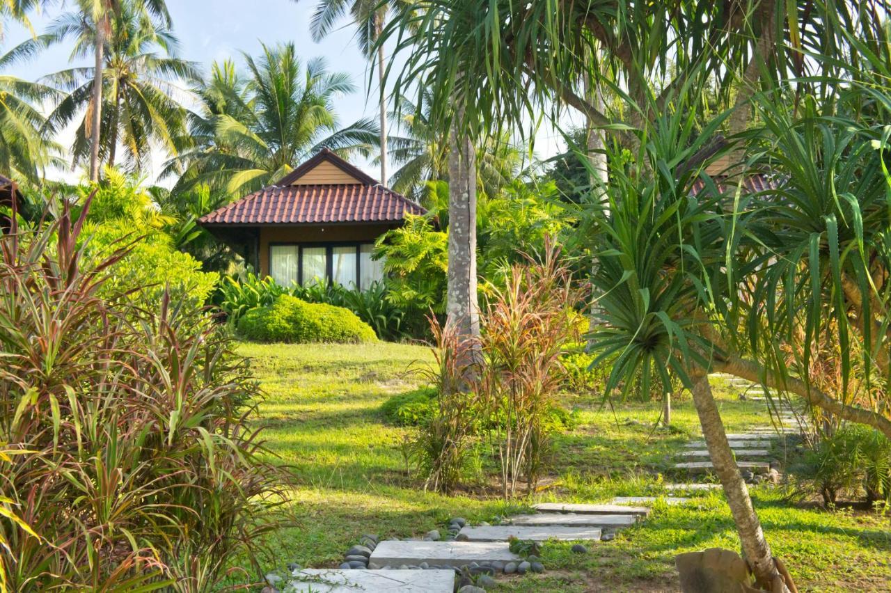 Shantaa Resort, Kohkood Ko Kut Exterior foto